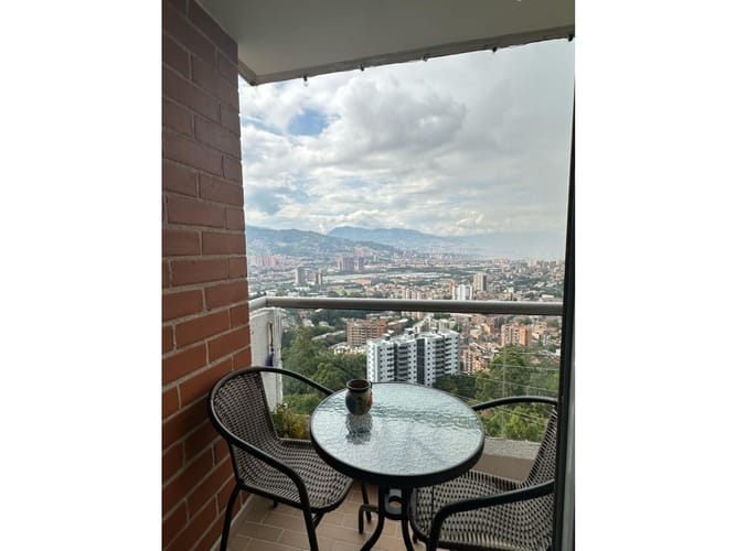 Apartamento de 3 alcobas en arriendo en La Cuenca, Medellín, 79 m² · foto 23 de 24