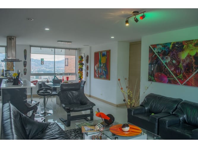 Apartamento de 3 alcobas en arriendo en Villa Carlota, Medellín, 120 m² · foto 9 de 17