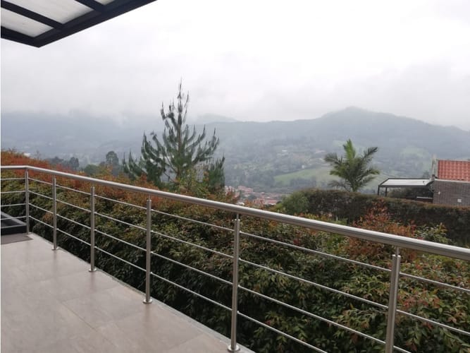 Casa de 5 alcobas en venta en El Retiro, 390 m² · foto 18 de 22