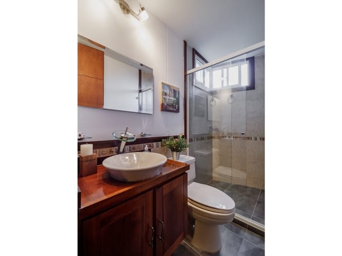 Casa de 5 alcobas en venta en San Diego, Medellín, 407 m² · foto 14 de 24