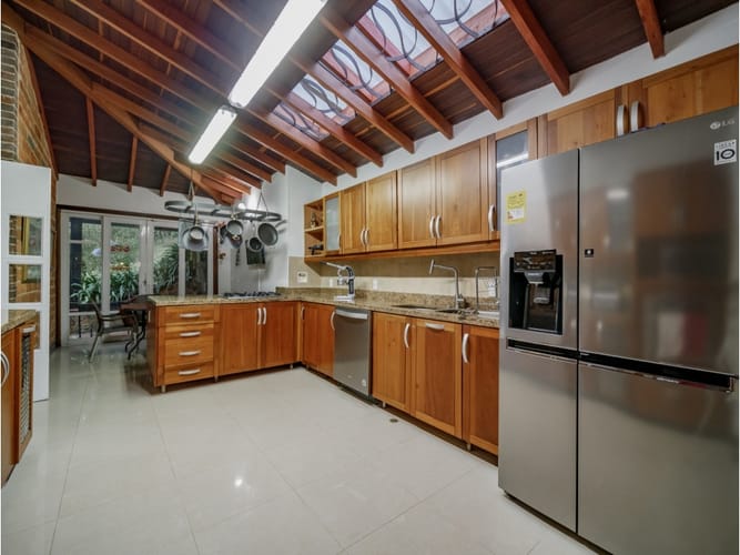 Casa de 5 alcobas en venta en San Diego, Medellín, 407 m² · foto 19 de 24
