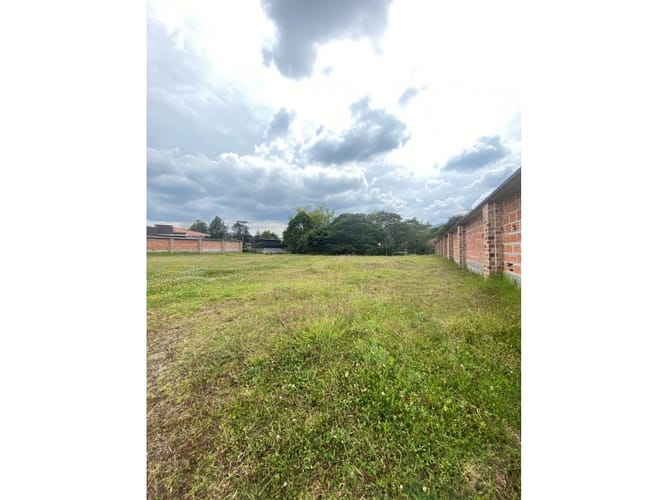 Lote en venta en Llano Grande, Rionegro, 2700 m² · foto 4 de 11