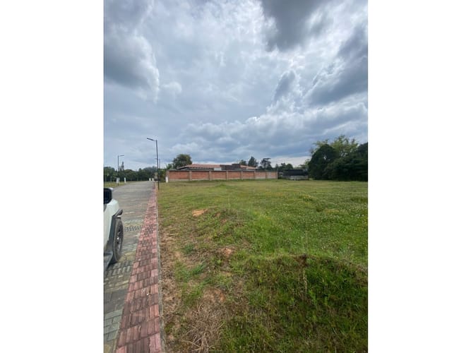 Lote en venta en Llano Grande, Rionegro, 2700 m² · foto 7 de 11