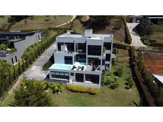Casa de 3 alcobas en venta en El Capiro, El Carmen de Viboral, 660 m² · foto 12 de 19