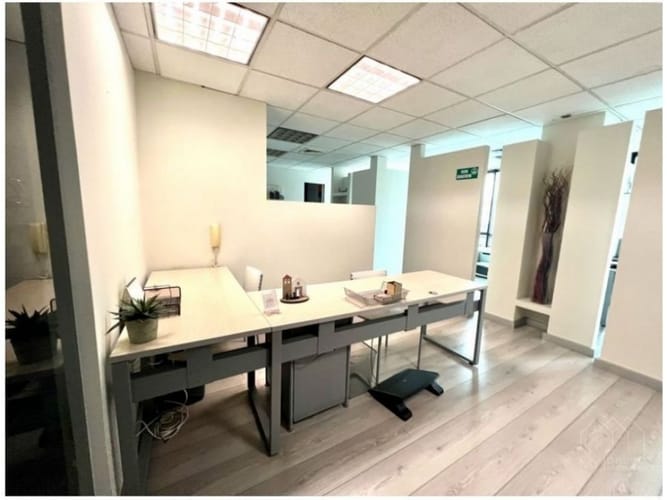 Oficina en venta en El Poblado, Medellín, 80 m² · foto 10 de 10