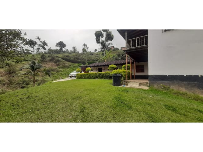 Casa de 5 alcobas en venta en Guarne, 190 m² · foto 13 de 24