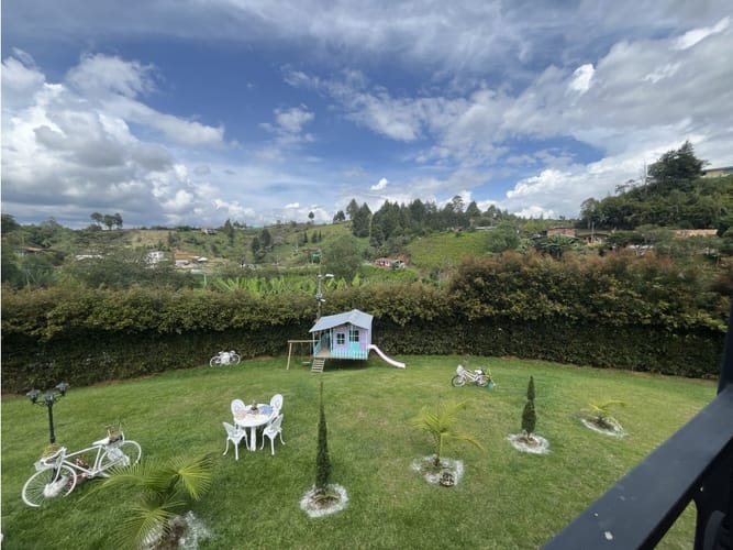 Casa de 9 alcobas en venta en Guarne, 600 m² · foto 16 de 16