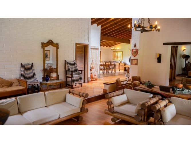 Casa de 5 alcobas en venta en Llano Grande, Rionegro, 500 m² · foto 11 de 24