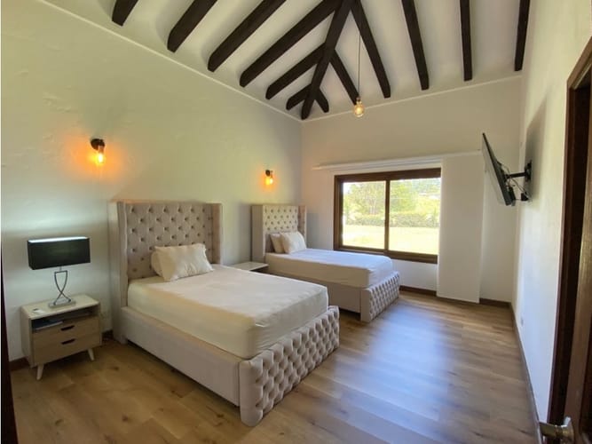 Casa de 3 alcobas en venta en San Antonio De Pereira, El Carmen de Viboral, 420 m² · foto 9 de 14