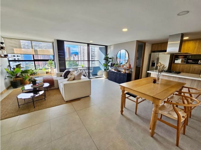Apartamento de 2 alcobas en arriendo en El Poblado, Medellín, 79 m² · foto 11 de 12