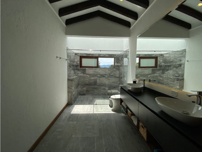 Casa de 3 alcobas en venta en San Antonio De Pereira, El Carmen de Viboral, 420 m² · foto 13 de 14