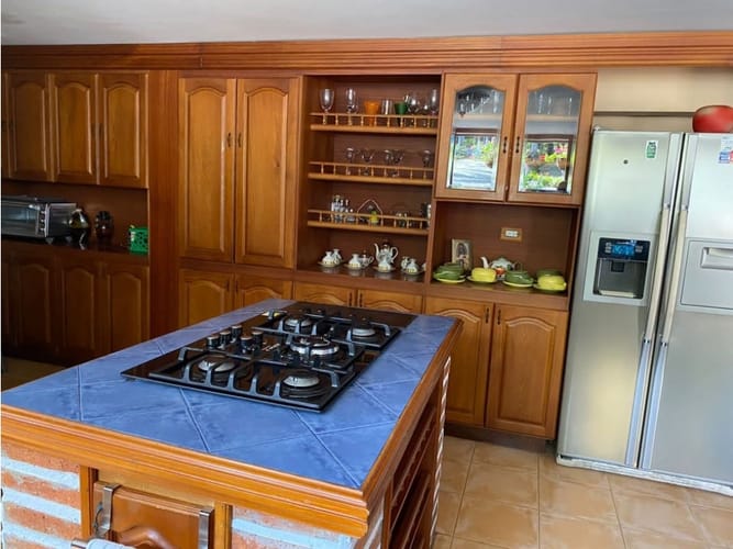Casa de 8 alcobas en venta en Llano Grande, Rionegro, 700 m² · foto 5 de 20