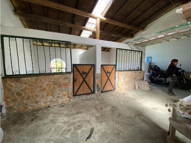 Casa de 8 alcobas en venta en Llano Grande, Rionegro, 700 m² · foto 19 de 20