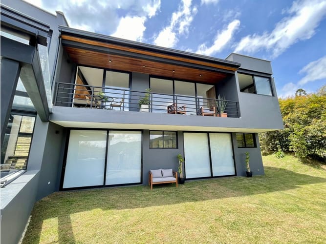 Casa de 3 alcobas en venta en Don Diego, El Retiro, 376 m² · foto 2 de 21