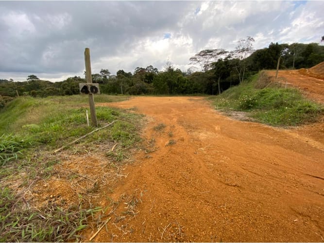 Lote en venta en San Nicolas, La Ceja, 2800 m² · foto 3 de 3