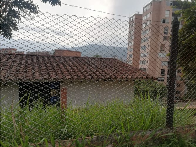 Lote en venta en Pontevedra, Envigado, 1558 m² · foto 10 de 13