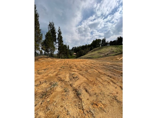 Lote en venta en El Zango, Guarne, 6800 m² · foto 4 de 8