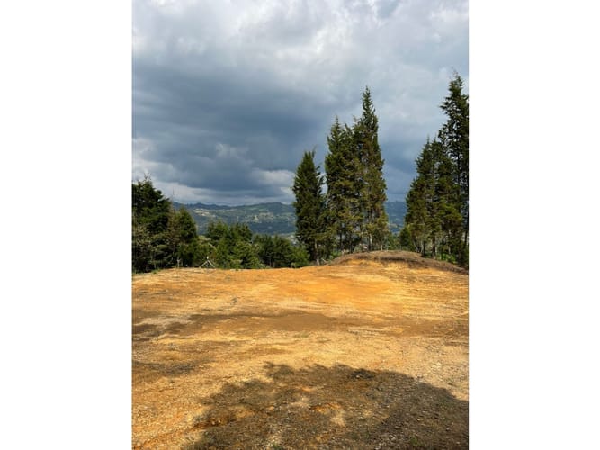 Lote en venta en El Zango, Guarne, 6800 m² · foto 5 de 8