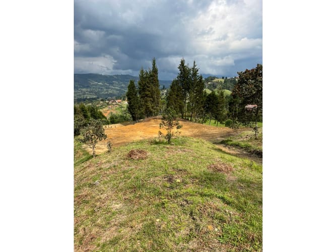 Lote en venta en El Zango, Guarne, 6800 m² · foto 7 de 8