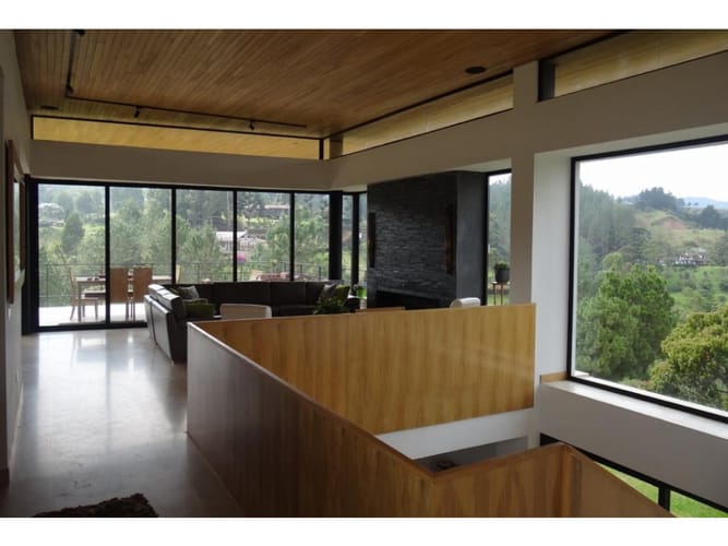 Casa de 4 alcobas en venta en Pantanillo, El Retiro, 418 m² · foto 2 de 12