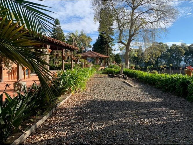 Lote en venta en Guarne, 1700 m² · foto 4 de 8