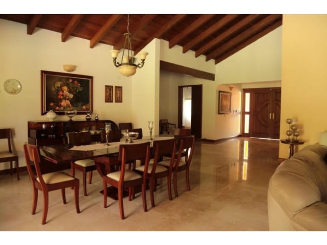 Casa de 4 alcobas en venta en La Ceja, 500 m² · foto 10 de 24