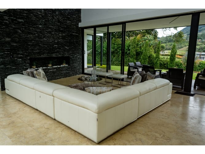 Casa de 4 alcobas en venta en So�Adora, Rionegro, 517 m² · foto 1 de 9