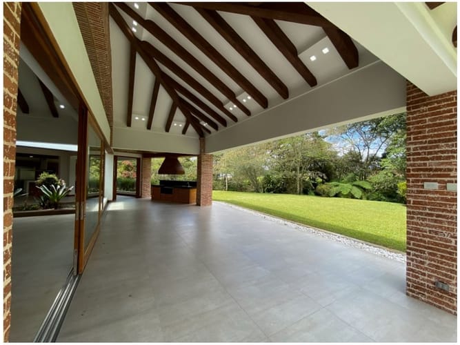 Casa de 4 alcobas en venta en Llano Grande, Rionegro, 600 m² · foto 5 de 24