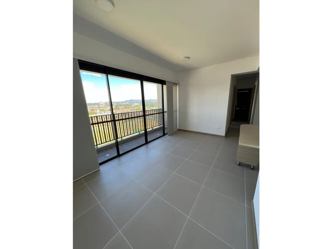 Apartamento de 3 alcobas en venta en El Porvenir, Rionegro, 75 m² · foto 3 de 10