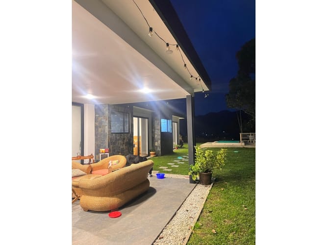 Casa de 4 alcobas en venta en Llano Grande, La Ceja, 360 m² · foto 10 de 24