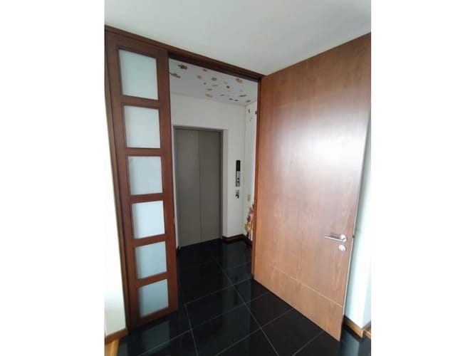 Apartamento de 3 alcobas en venta en San Lucas, Medellín, 192 m² · foto 16 de 24