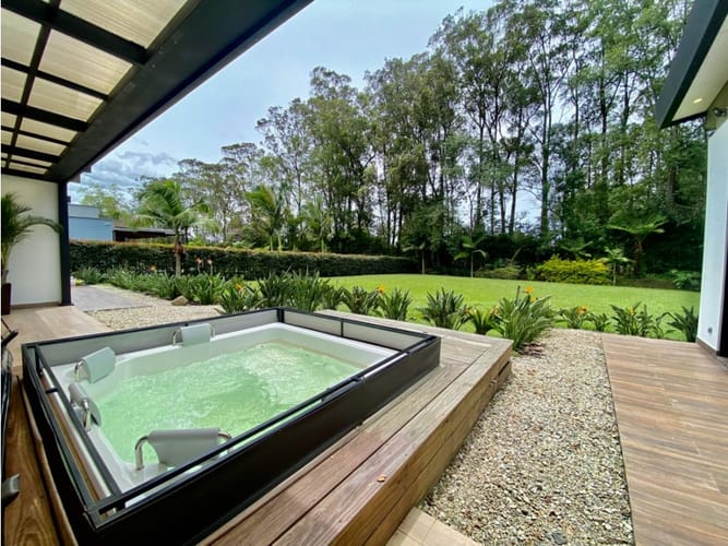 Casa de 5 alcobas en venta en Llano Grande, Rionegro, 450 m² · foto 4 de 24