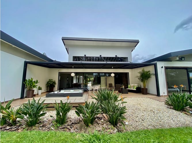 Casa de 5 alcobas en venta en Llano Grande, Rionegro, 450 m² · foto 6 de 24