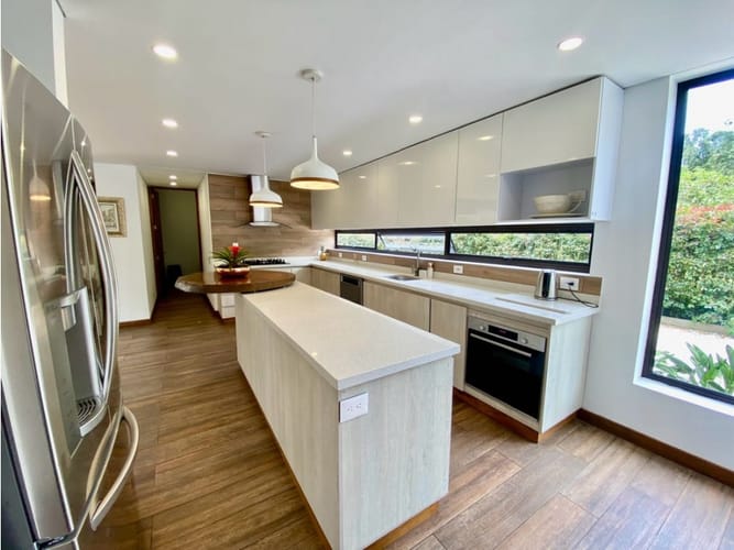 Casa de 5 alcobas en venta en Llano Grande, Rionegro, 450 m² · foto 11 de 24