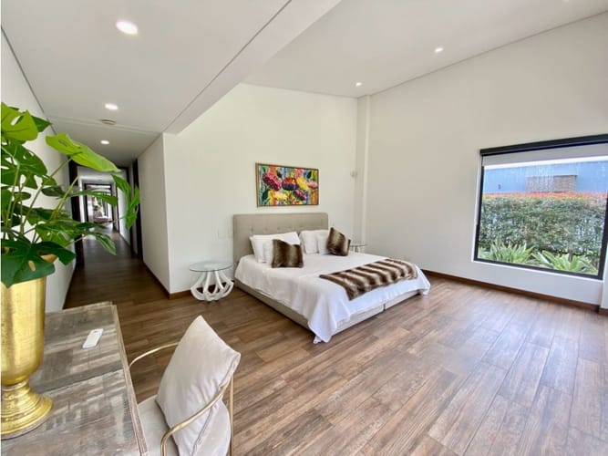 Casa de 5 alcobas en venta en Llano Grande, Rionegro, 450 m² · foto 14 de 24