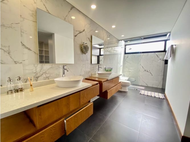 Casa de 5 alcobas en venta en Llano Grande, Rionegro, 450 m² · foto 15 de 24