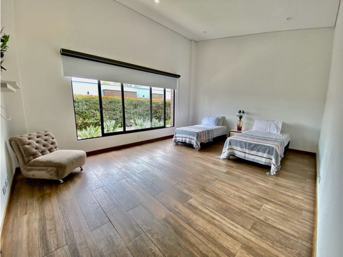 Casa de 5 alcobas en venta en Llano Grande, Rionegro, 450 m² · foto 17 de 24