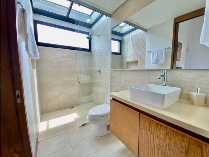 Casa de 5 alcobas en venta en Llano Grande, Rionegro, 450 m² · foto 20 de 24