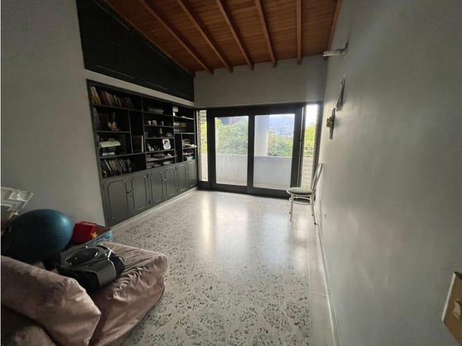 Casa de 5 alcobas en venta en El Poblado, Medellín, 600 m² · foto 7 de 15