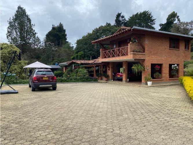 Casa de 4 alcobas en venta en Carrizales, El Retiro, 350 m² · foto 3 de 17