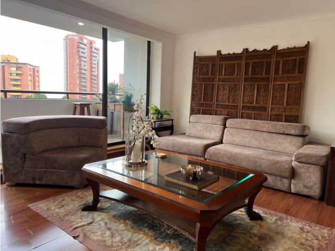 Apartamento de 4 alcobas en venta en La Florida, Medellín, 212 m² · foto 3 de 24