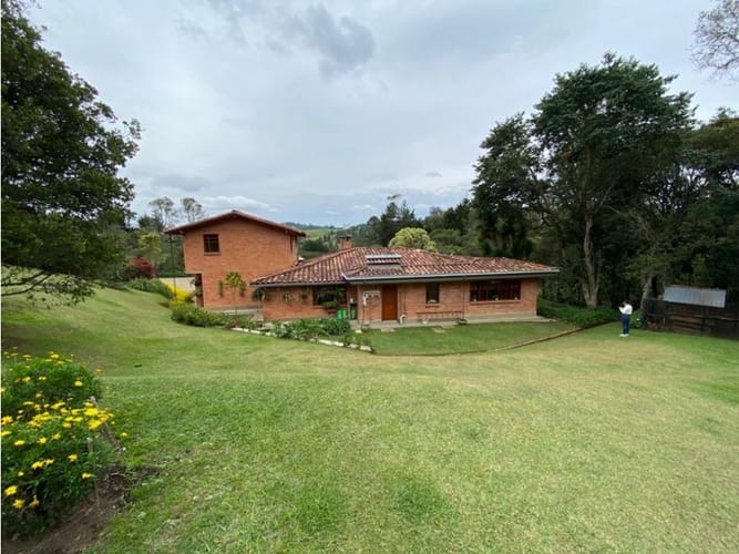 Casa de 4 alcobas en venta en Carrizales, El Retiro, 350 m² · foto 13 de 17