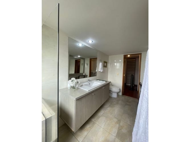 Apartamento de 4 alcobas en venta en La Florida, Medellín, 212 m² · foto 17 de 24