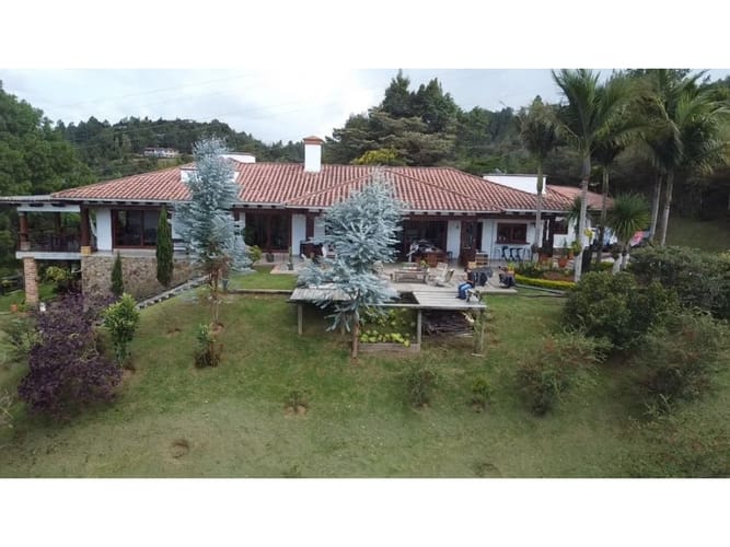 Casa de 3 alcobas en venta en Escobero, Medellín, 600 m² · foto 13 de 24