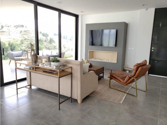 Casa de 3 alcobas en venta en El Retiro, 260 m² · foto 2 de 12