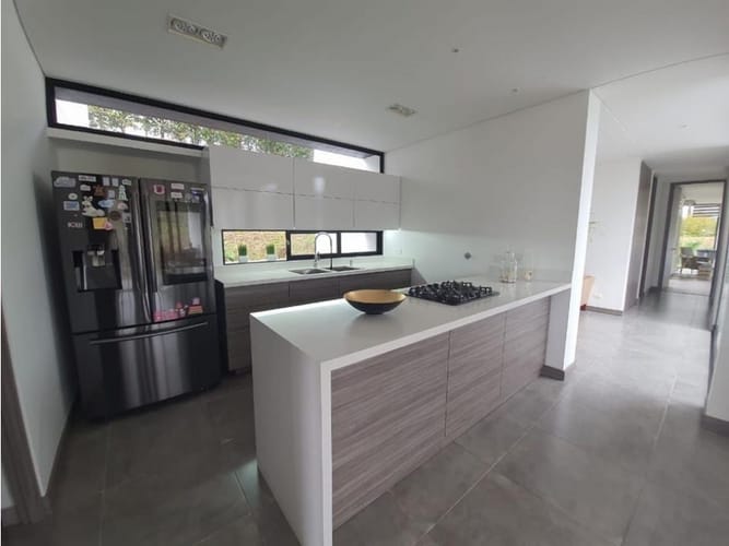 Casa de 3 alcobas en venta en El Retiro, 260 m² · foto 6 de 12