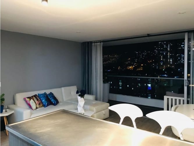 Apartamento de 1 alcoba en arriendo en Asomadera No.2, Medellín, 69 m² · foto 5 de 14