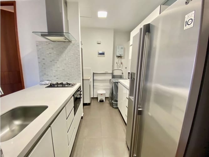 Apartamento de 1 alcoba en arriendo en El Poblado, Medellín, 80 m² · foto 12 de 14