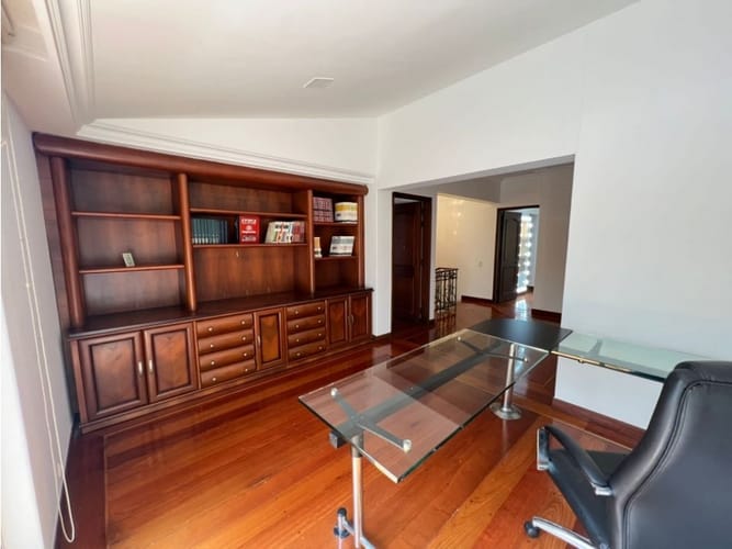Casa de 4 alcobas en arriendo en El Poblado, Rionegro, 520 m² · foto 8 de 24