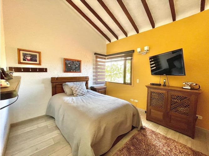 Casa de 4 alcobas en venta en Llano Grande, Rionegro, 550 m² · foto 6 de 24